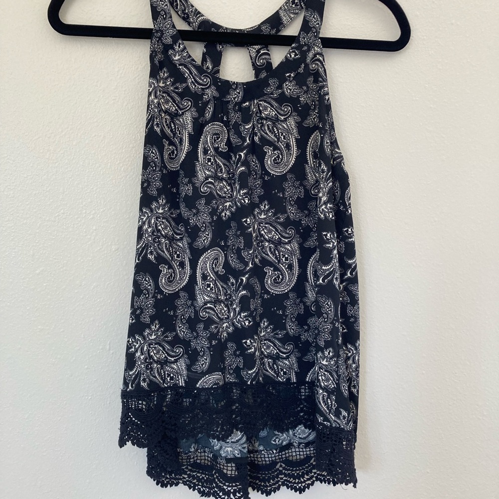 Zoe & Rose Flowy Tank